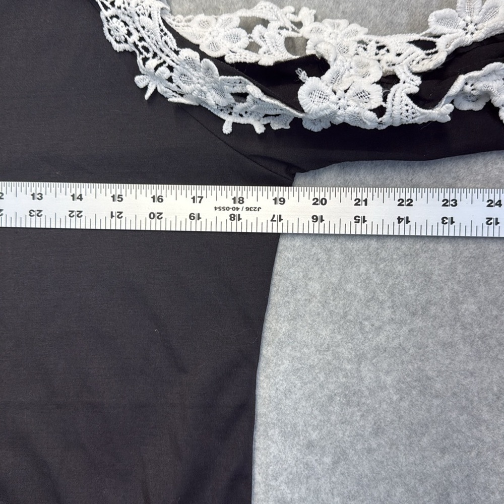 Elegant Black Lace Trim Women's Top - Picture 7 of 9